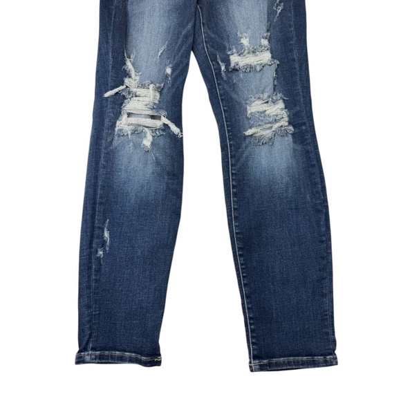 Judy Blue JB82427MD Destructed Mid Rise Boyfriend Fit Jeans Size 7/28 - Picture 4 of 13